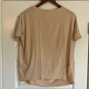 Lululemon Athletica Cream Short Sleeve T-Shirt